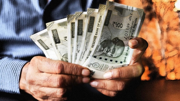 Salary for Chennai corporation daily wage worker is hiked after so many months 