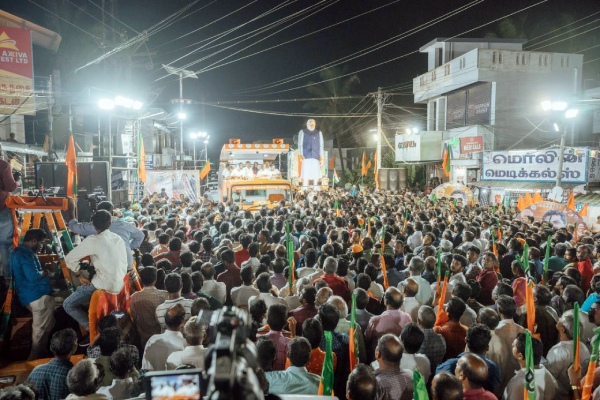 PM Modi statue in Annamalai padayatra at kanyakumari 