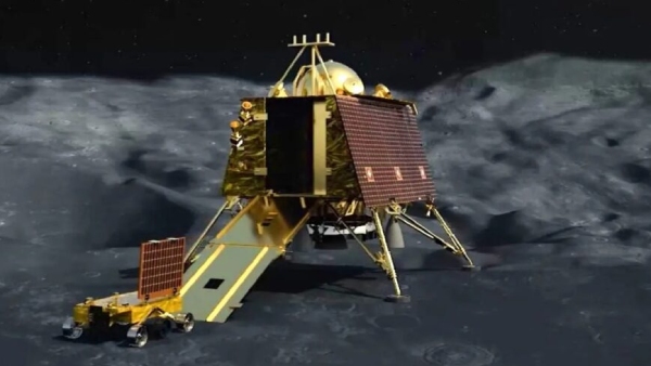 ISRO Chairman updates Union Minister Jitendra Singh on status of Chandrayaan-3 ISRO Chairman updates Union Minister Jitendra Singh on status of Chandrayaan-3