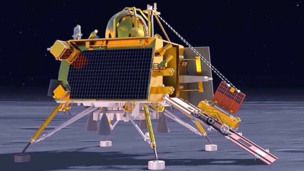 Vikram Lander landing on the moon! Chennai residents have a super chance! Dont miss the big screen! Vikram Lander landing on the moon! Chennai residents have a super chance! Dont miss the big screen!