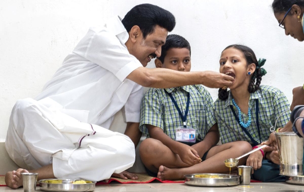 MK Stalin invite all party MPs and MLAs for breakfast scheme 