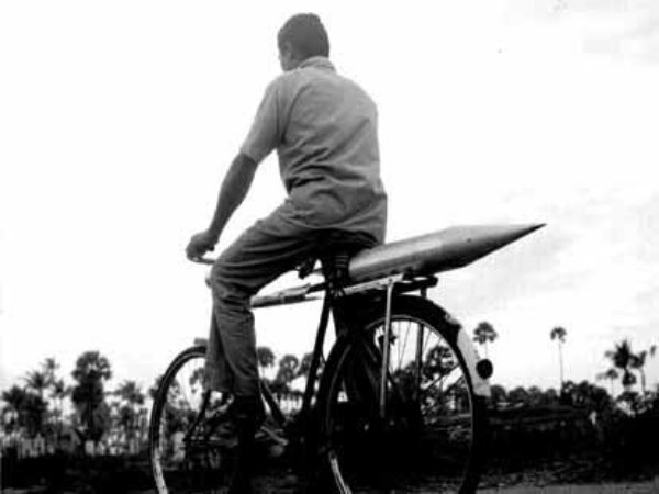 Netizens Share Old Pictures of ISRO in Social Media 