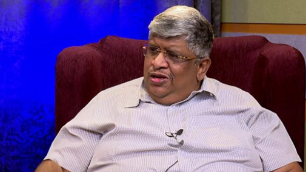  Why gold rate is not reducing in India despite correction in US explains Anand srinivasan