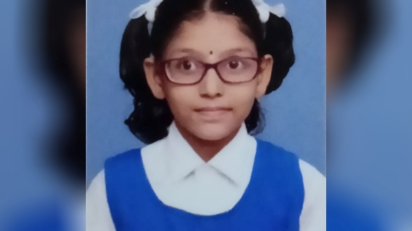 10 years old girl died when lorry hits her in Kovilampakkam chennai 10 years old girl died when lorry hits her in Kovilampakkam chennai