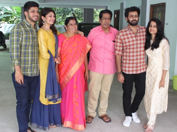 Actor R Sundarrajan wife and Do you even know who the sons are 