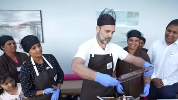 Congress Rahul Gandhi visits Ooty chocolate factory and learns to make chocolates