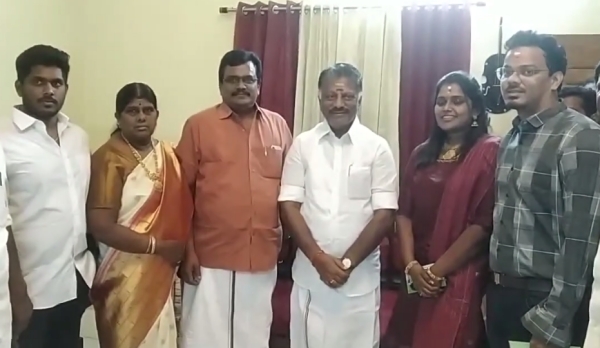 OPS meets Thanga tamilselvan at his house 