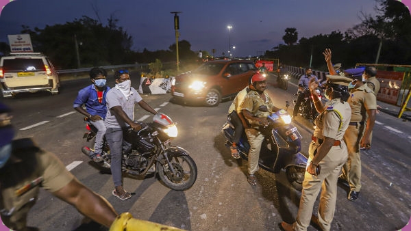 A fine of 3000 rupees has been imposed on a vehicle carrying 3 people in Kilpakkam, Chennai A fine of 3000 rupees has been imposed on a vehicle carrying 3 people in Kilpakkam, Chennai