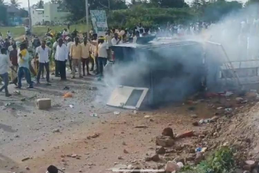 Andhra Pradesh: Violence erupt during TDP President Chandrababu Naidu rally 