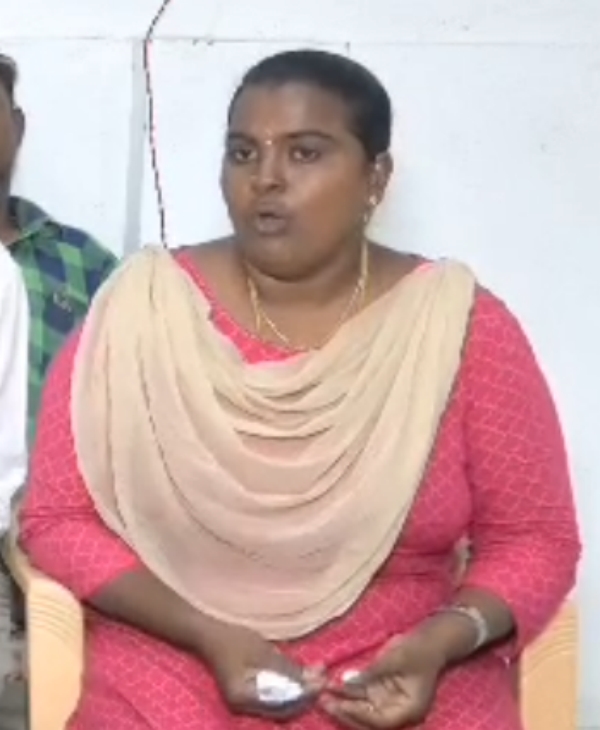 Salem Kausalya press meet about sexual harassment complaint on Ravindranath mp filed by Gayathri 