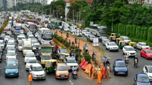Due to Independence Day rehearsals, traffic has been changed on Kamarajar Road in Chennai from today 