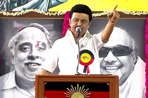 What did DMK CM Stalin say in the meeting with party leaders ahead of Lok Sabha 2024? 
