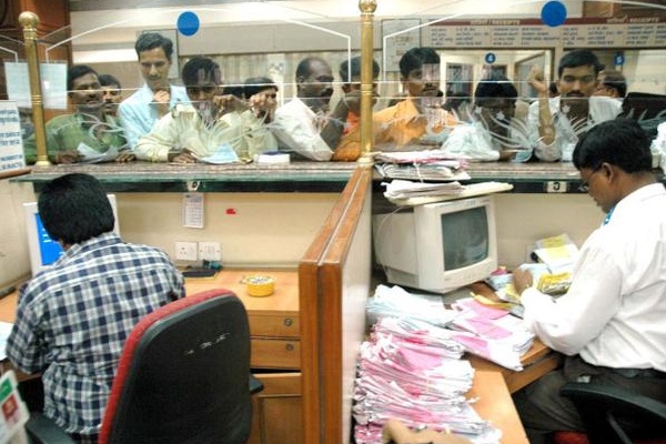 The demand of bank employees to be given 2 days holiday in a week will be fulfilled soon 