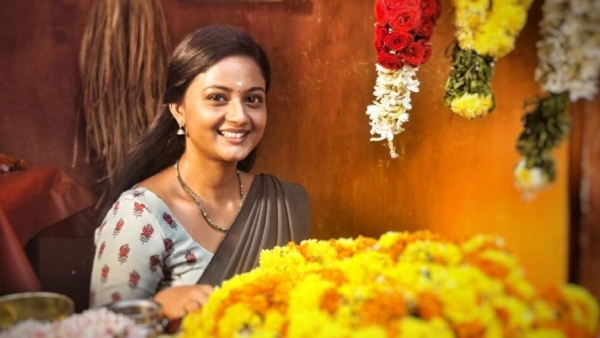 Siragadikka aasai serial actress Gomathi Priya missed the actor Dhanush Asuran movie opportunity 