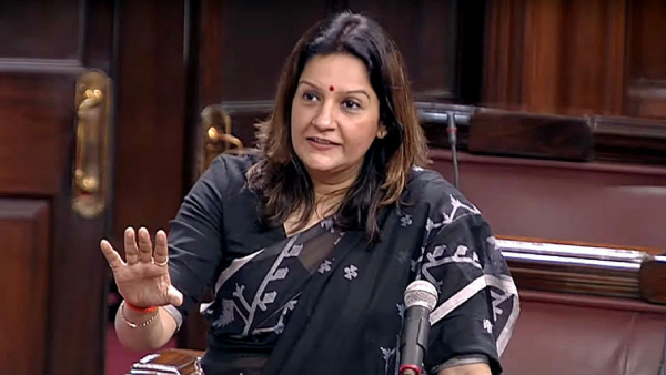 Affectionate Gesture: Priyanka Chaturvedi Defends Rahuls Alleged Flying Kiss In Lok Sabha 