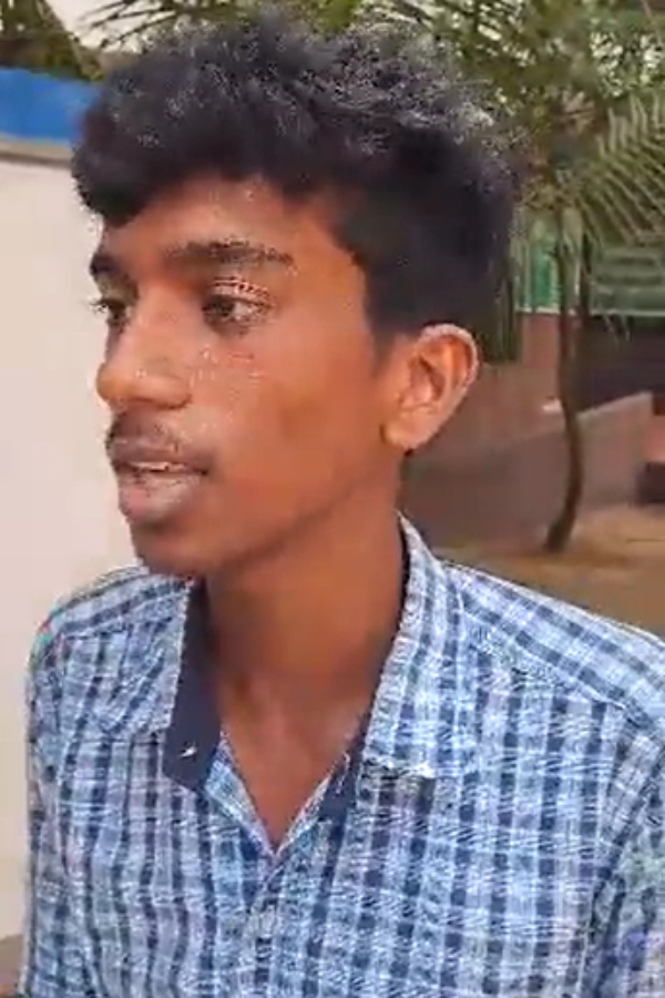 A video released by the police on how students should be when riding the bus in Chennai A video released by the police on how students should be when riding the bus in Chennai