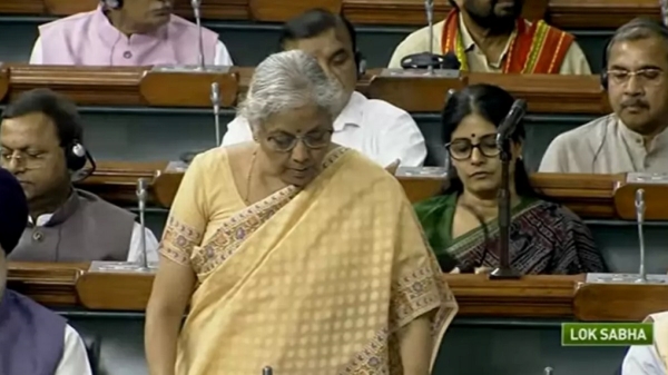 DMK threw Jayalalithas saree in the assembly Nirmala Sitharamans aggression in Lok Sabha DMK threw Jayalalithas saree in the assembly Nirmala Sitharamans aggression in Lok Sabha