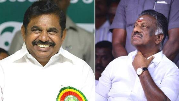 O. Panneer Selvam consults with supporters in Chennai on 20th August 