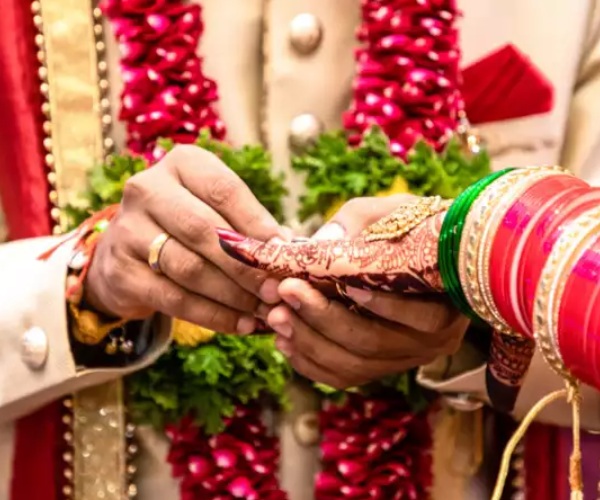 AI problem aside, marriage can only be done by getting a salary of one lakh 