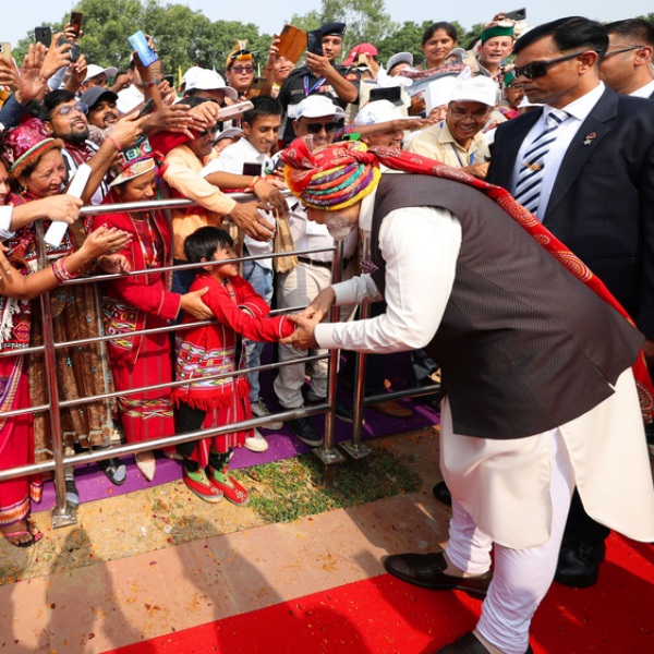 Women’s SHGs to power Drone Ki Udaan: Prime Minister Modi