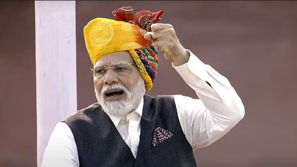  What is the differences between 2014 and 2023 PM Modis independence speech? details here