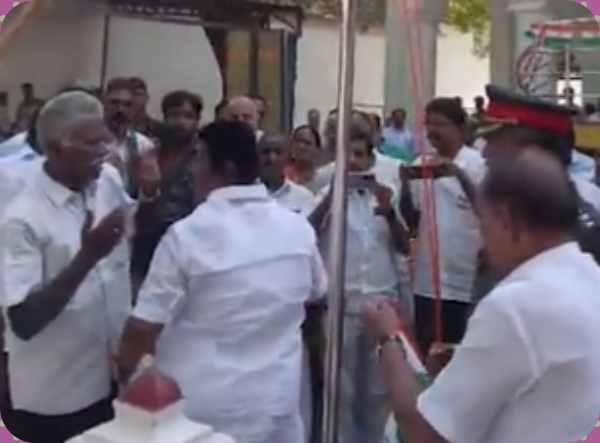 In Kumbakonam, DMK Mla Sakkottai Anbazhagan angry to employee 
