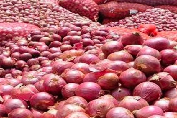 India impose 40 per cent duty on onion exports till December 31 this year, says Finance Ministry 