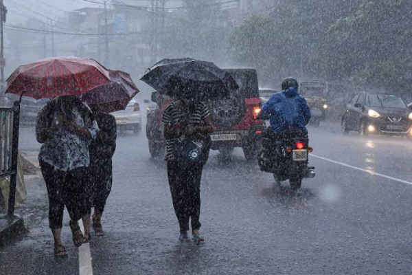 Heavy rain likely in Three districts of Tamil Nadu today: Chennai Meteorological Centre 