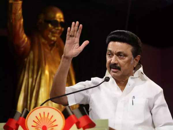  Edappadi Palanisamy is in huge shock even after the successfull AIADMK Madurai meeting 