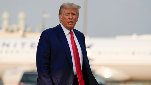 Donald Trump Surrenders to Atlanta Jail and Gets Bail in Election Fraud Case 