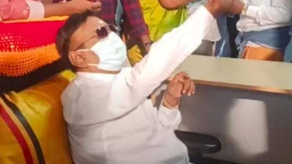 Long live Captain DMDK Workers Chanting today Vijayakanth birthday Long live Captain DMDK Workers Chanting today Vijayakanth birthday