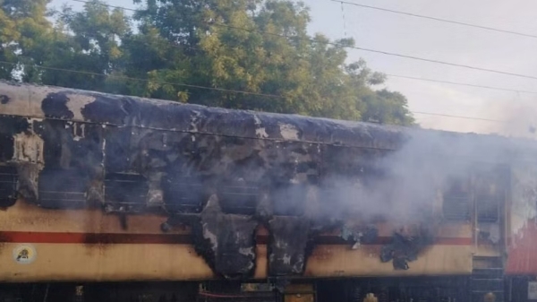 TTV Dinakaran expresses his condolence for madurai train fire accident 