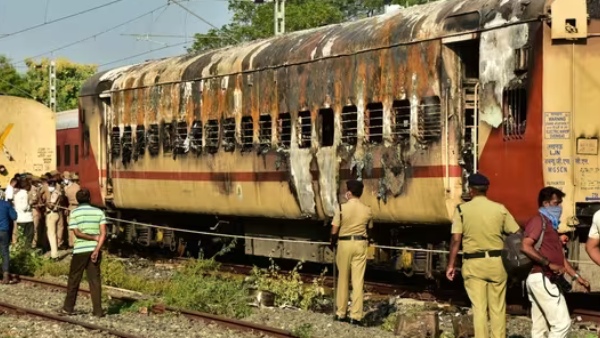 Madurai MP Su.Venkatesan condemns RPF for Madurai train Fire accident 