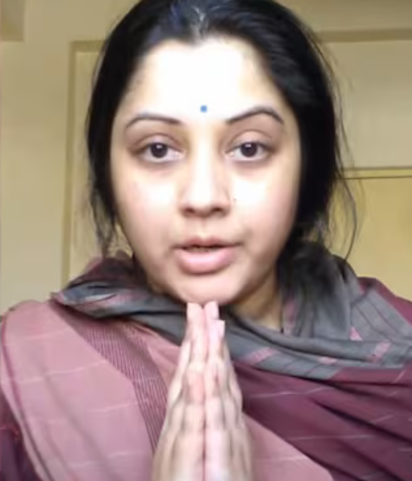 Actress Vijayalakshmi says that Naam Tamilar Seeman tortured her badly in the complaint against him Actress Vijayalakshmi says that Naam Tamilar Seeman tortured her badly in the complaint against him