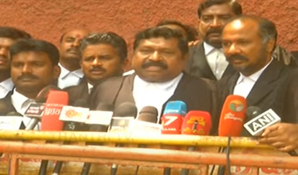 AIADMK lawyer Inbadurai has given an explanation O panneerselvam case in madras high court AIADMK lawyer Inbadurai has given an explanation O panneerselvam case in madras high court