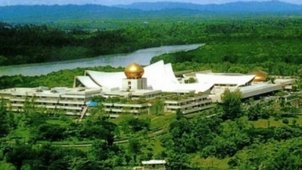 Do you know which one is Worlds biggest house? 