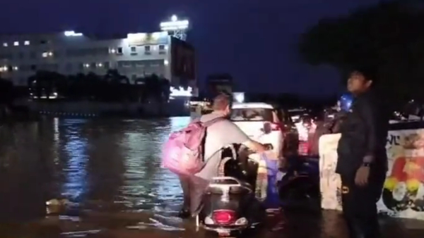 Why Kilambakkam Omni Bus Stand is flooding in every rain? What is the reason? 