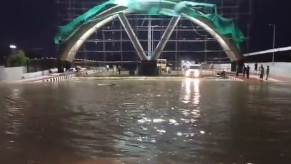 Why Kilambakkam Omni Bus Stand is flooding in every rain? What is the reason? 