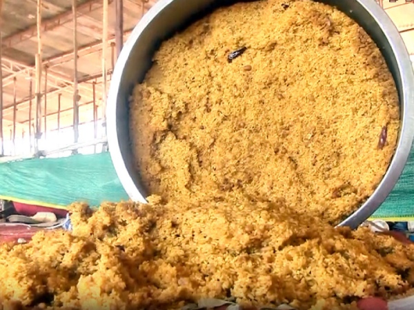 ADMK Manadu: Tasteless food in Manadu food Wretched in the Madurai ground ADMK Manadu: Tasteless food in Manadu food Wretched in the Madurai ground