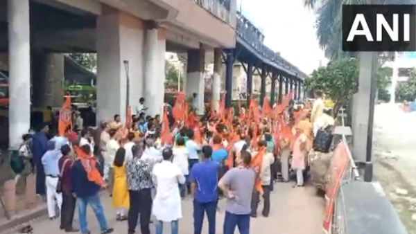 A Plea files Supreme Court seeking to stop VHP, Bajrang Dal rallies in Delhi 