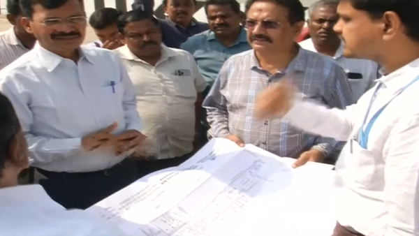 IAS officials investigating water logging issue in Kilampakkam Bus Stand 