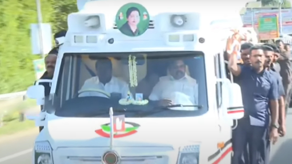 Edappadi Palaniswami came to ADMK conference in Madurai, again traveled in a white tempo van. 