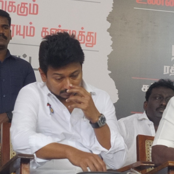 Minister Udhayanidhi Stalin cries in the DMK hunger strike against NEET exam 
