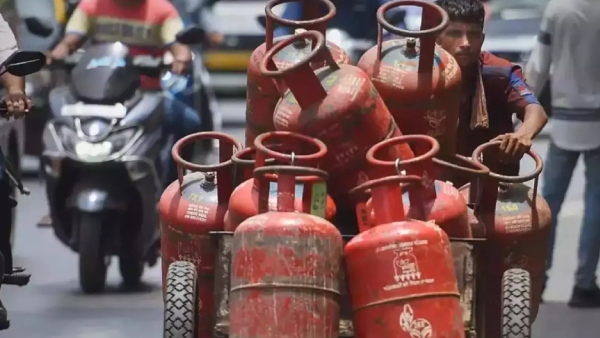  LPG price cut: Union Cabinet slash domestic cylinder prices by Rs 200 