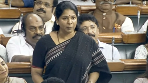 Kanimozhi in Loksabha expresses the sadness of Manipur people Kanimozhi in Loksabha expresses the sadness of Manipur people