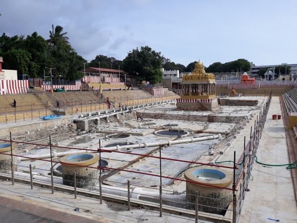 Tirumala Balaji temple getting ready for brahmotsavam Devotees banned from bathing in Pushkarani for 1 month Tirumala Balaji temple getting ready for brahmotsavam Devotees banned from bathing in Pushkarani for 1 month