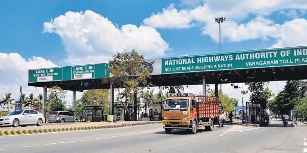  central government is planning to implement seamless toll collection system : VK Singh 