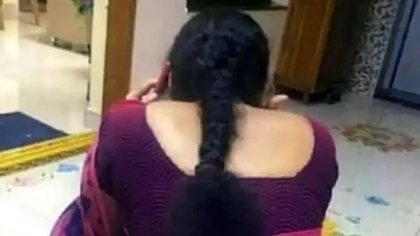 A 27-year-old woman who threatened a Plus 1 student and had a relationship was arrested in Manamadurai A 27-year-old woman who threatened a Plus 1 student and had a relationship was arrested in Manamadurai