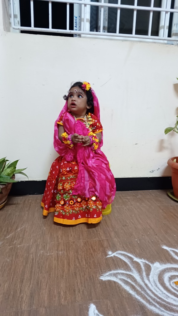 Krishna Jayanti celebration in all over India Oneindia family Kannan and Radha 