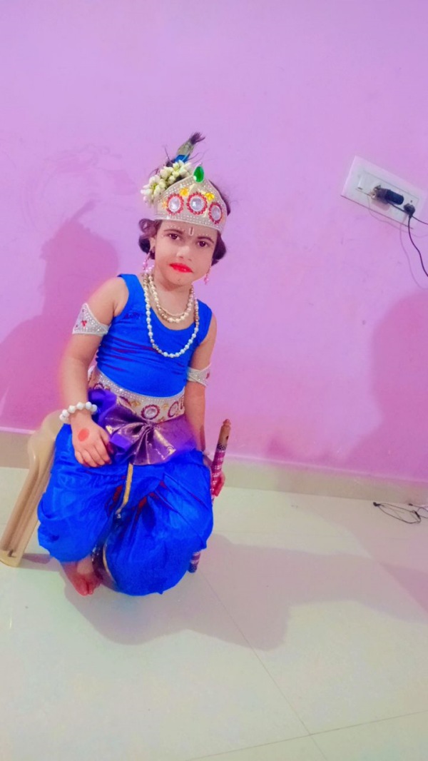 Krishna Jayanti celebration in all over India Oneindia family Kannan and Radha 